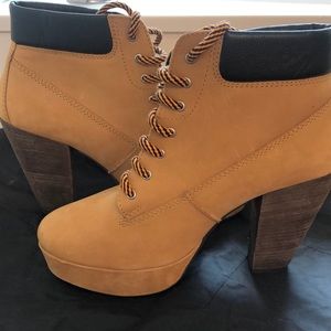 Steve Madden Russty Boots